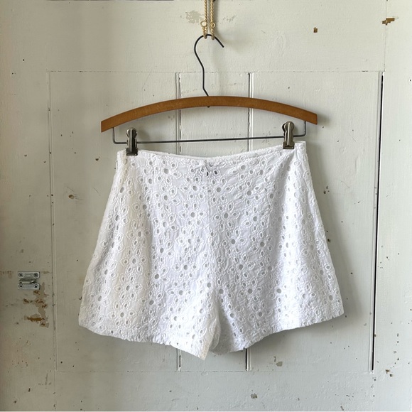Urban Outfitters Balboa High Rise White Eyelet Lace Shorts - Picture 5 of 14
